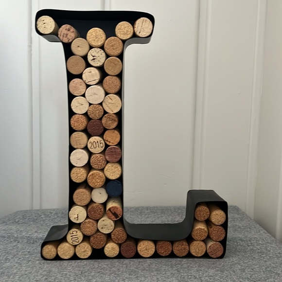 Black Metal L Wine Cork decor - Picture 2 of 5